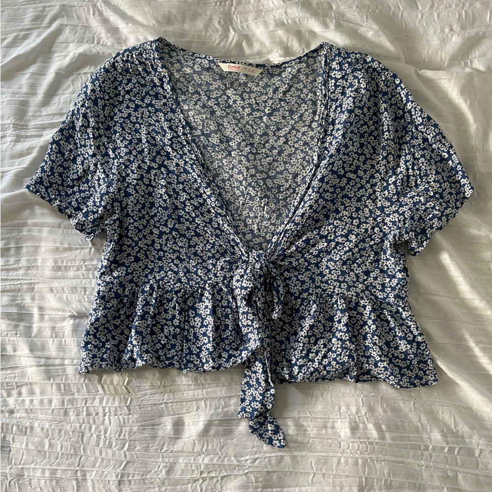 ROMWE Navy Floral Tie-Front Blouse